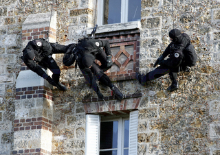 Illustration for article titled Meet France's Elite Revolver-Toting Counter-Terrorism Units